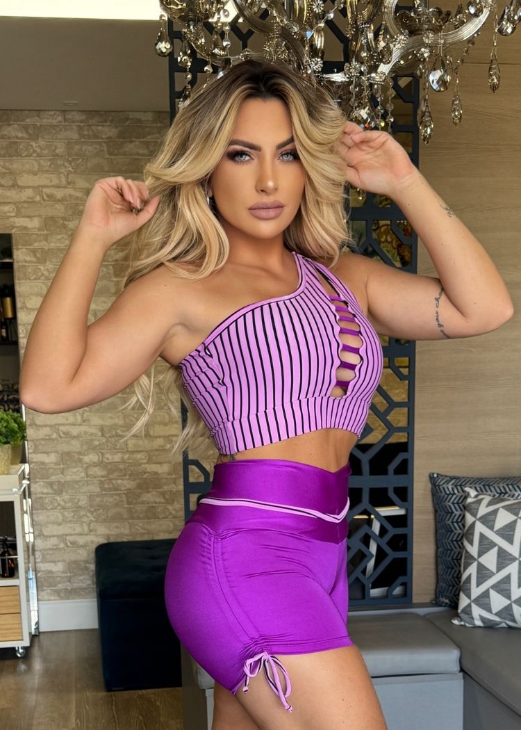 Conjunto Fitness Top Lilás Listrado com Tiras Short Roxo