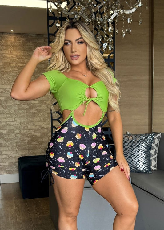 Macaquinho Fitness Top Verde Neon e Short Cupcake Zero Bumbum