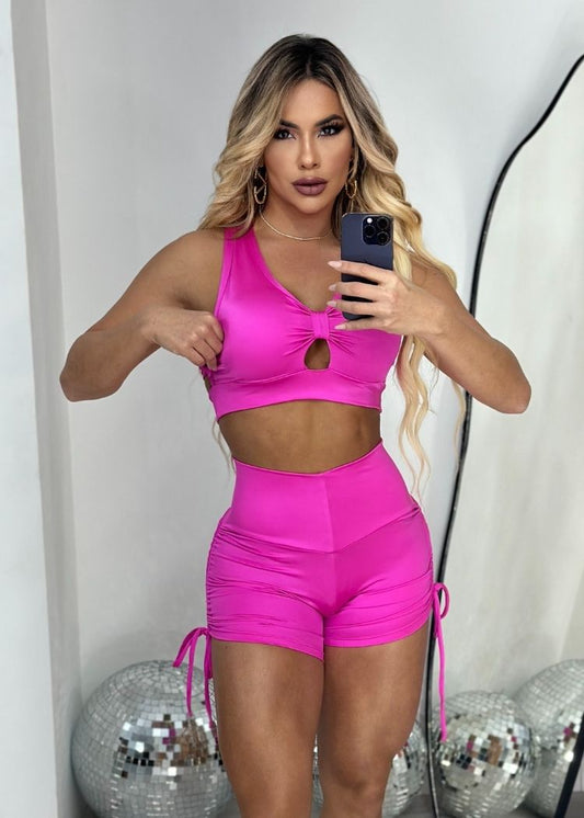 Conjunto Fitness Pink Top Rolotê e Short com Regulagem