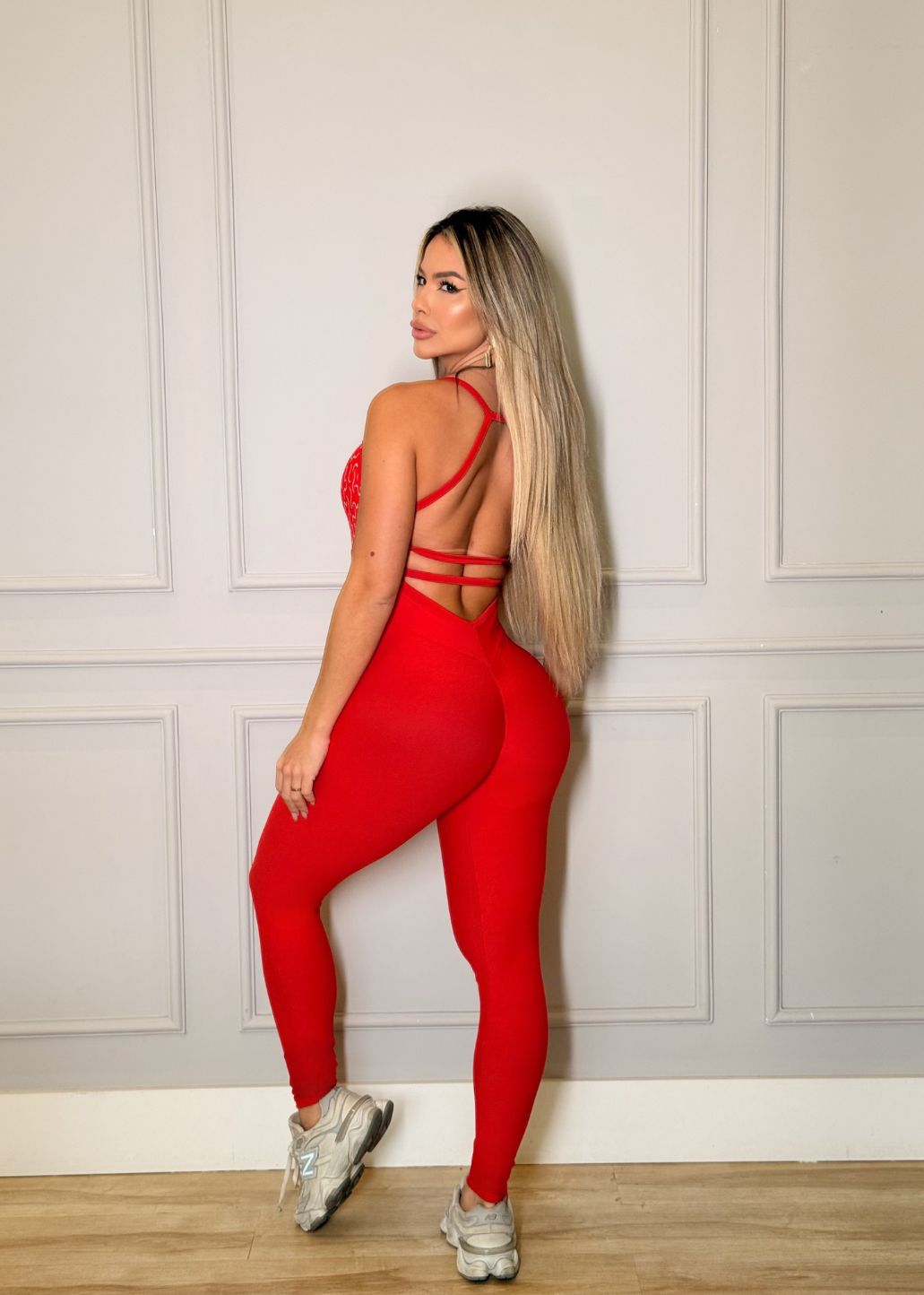Macacão Fitness Vivi Pala Fechada Top Cobrinha Legging Vermelha