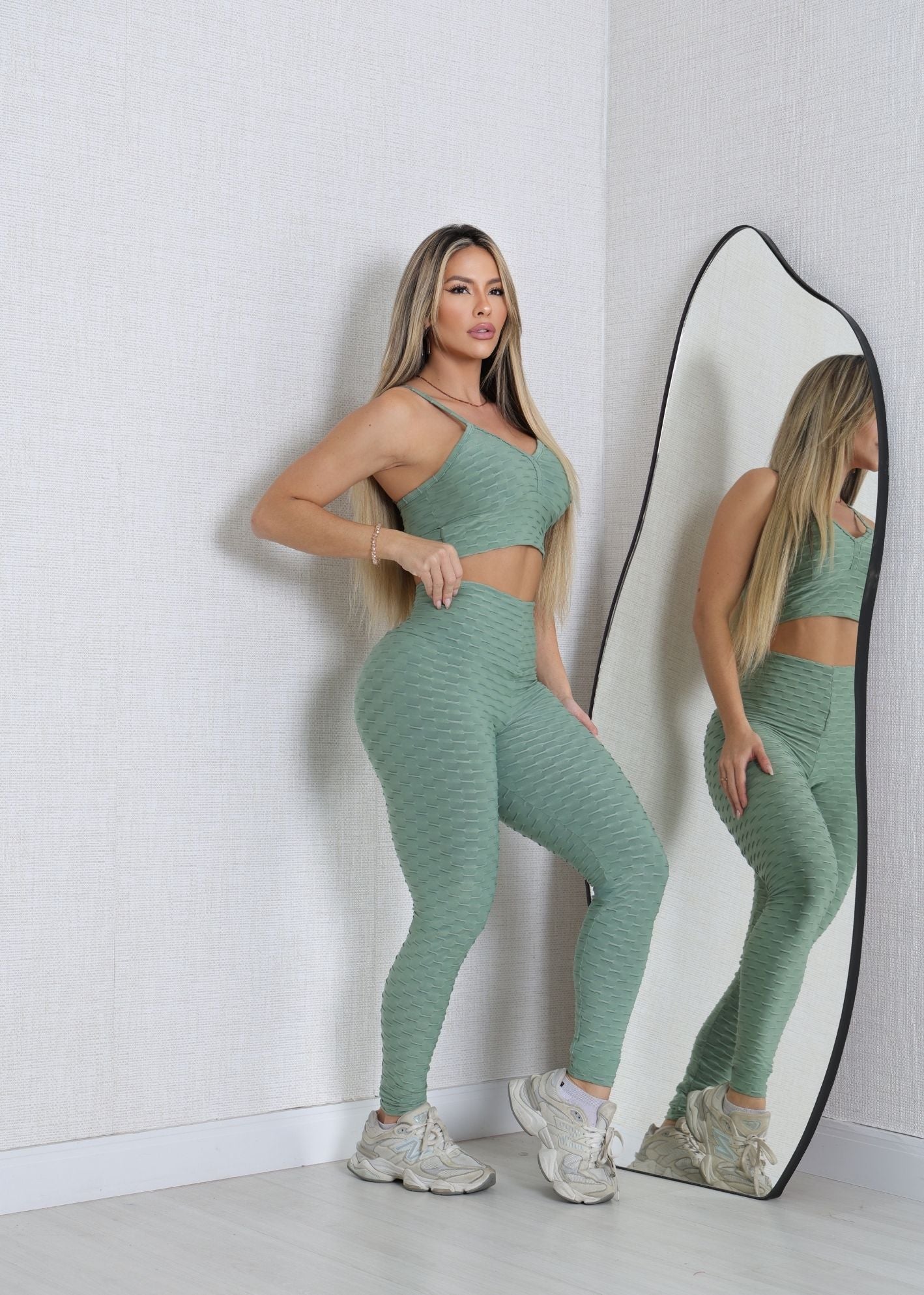 Conjunto Fitness Top e Legging Empodere Verde Brocado