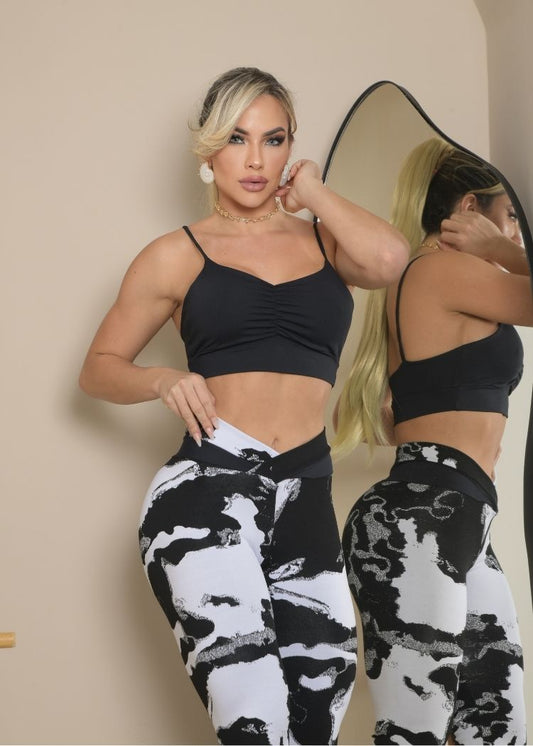 Conjunto Fitness Top Preto Legging Tye Die Empina Bumbum