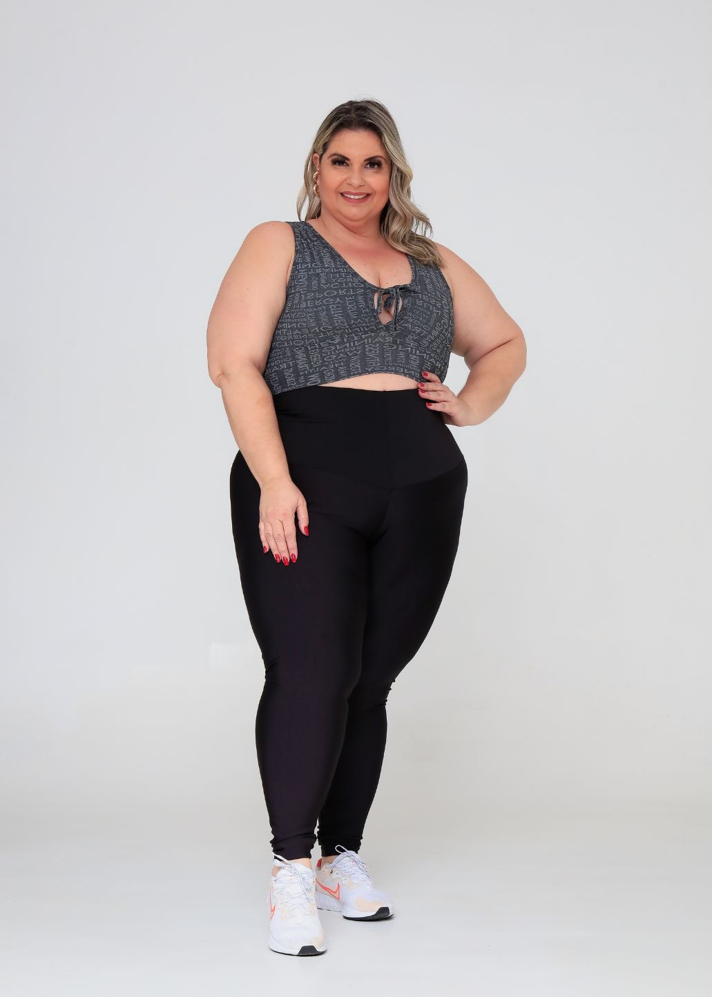 Conjunto Fitness Top Kátia Letras e Legging Preta