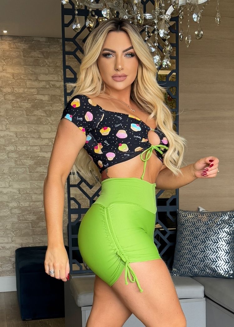 Conjunto Fitness Cupcake Top Manguinha Short Verde Neon