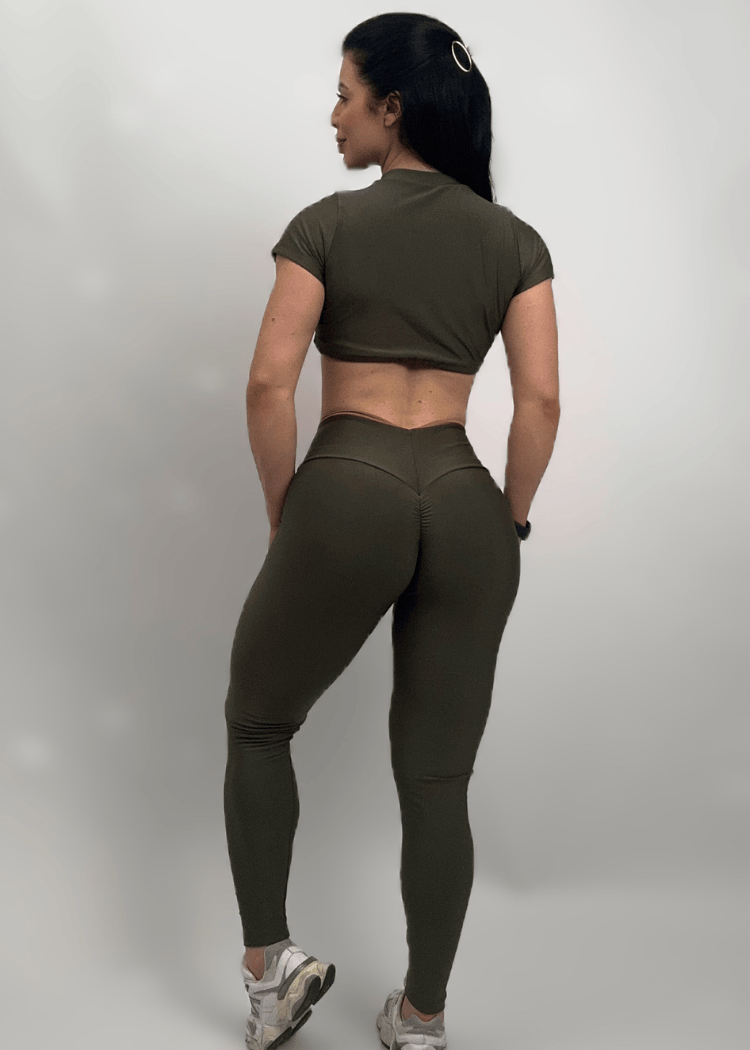 Conjunto Fitness Top Profético e Legging Capana Verde Musgo Zero Transparência