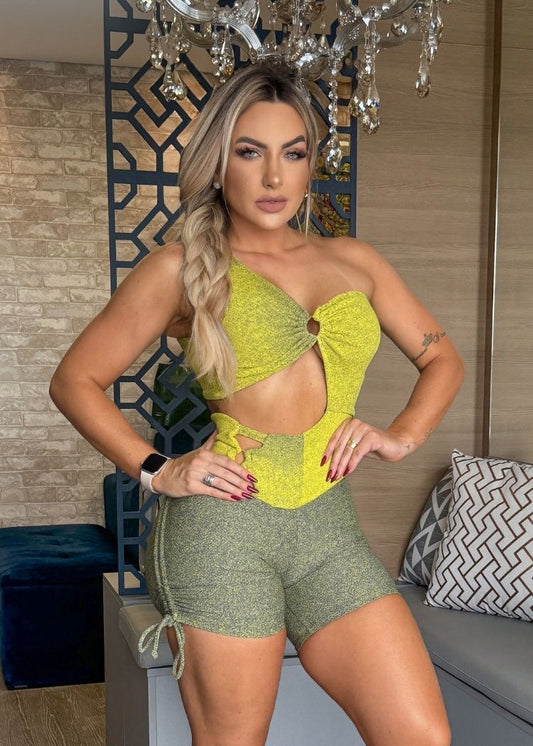 Macaquinho Fitness Chapisco Amarelo e Verde Decote com Laço