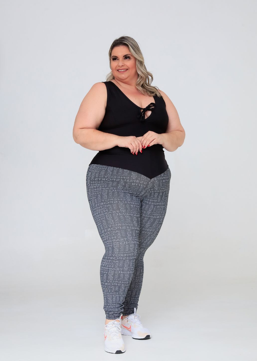 Conjunto Fitness Top Kátia Preto e Legging Letras