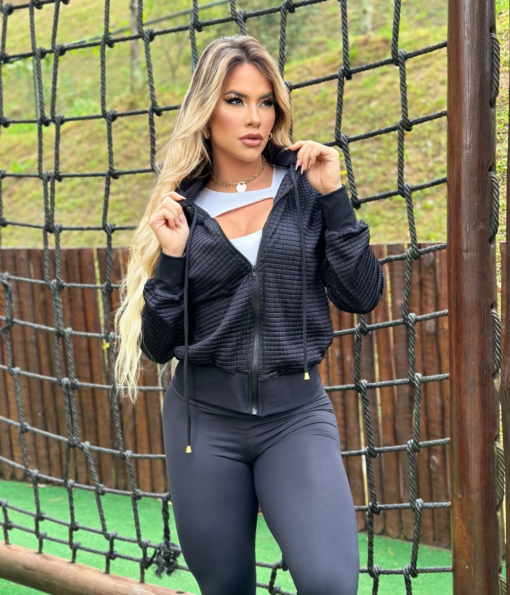 Jaqueta Feminina de Treino Preto com Capuz