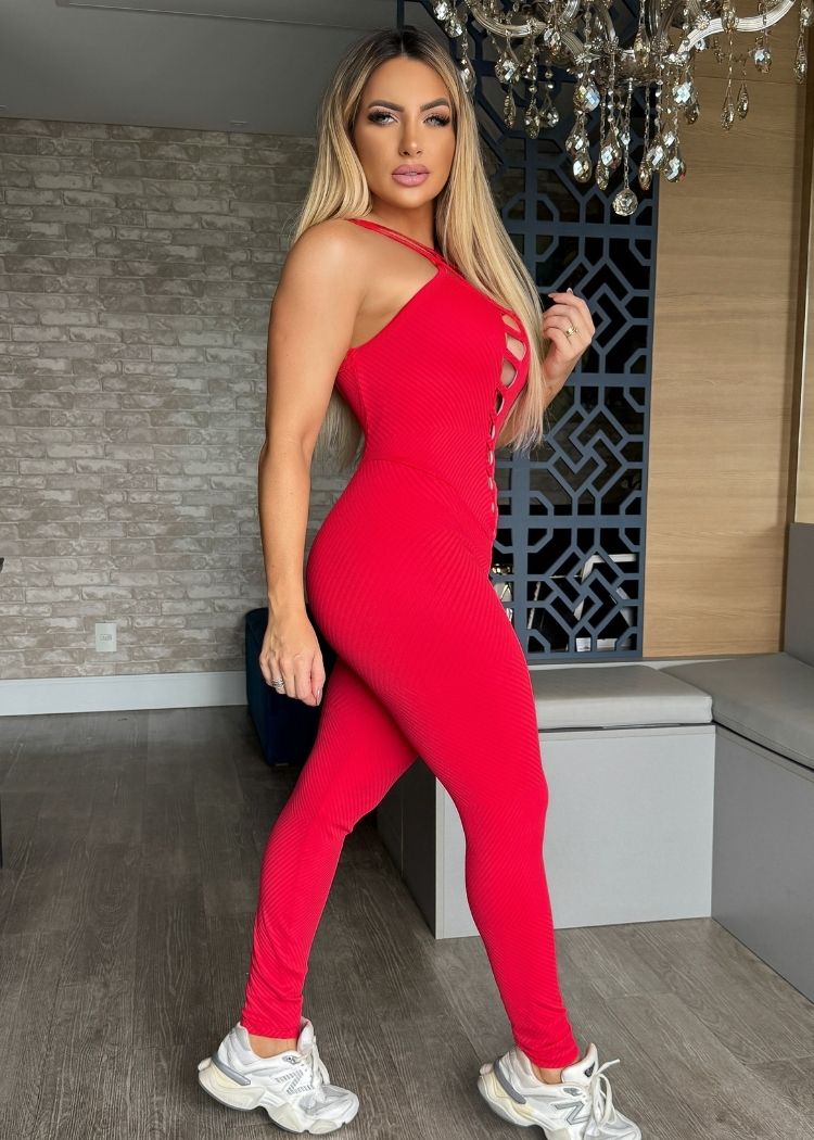 Macacão Fitness Zigzag Vermelho com Tiras Empina Bumbum