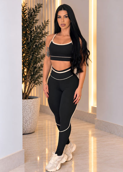 Conjunto Fitness Preto Top + Legging com Filete Off White