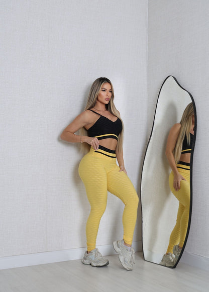 Conjunto Fitness  Top Viés Preto Legging Filete Amarelo