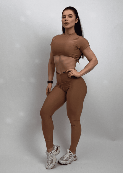 Conjunto Fitness Top Profético e Legging Capana Marrom