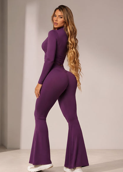 Conjunto Fitness Flare Açaí com Cropped Manga Longa