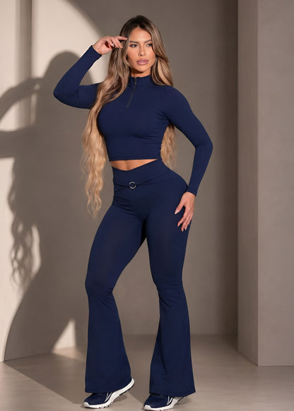 Conjunto Fitness Flare Azul Marinho com Cropped Manga Longa