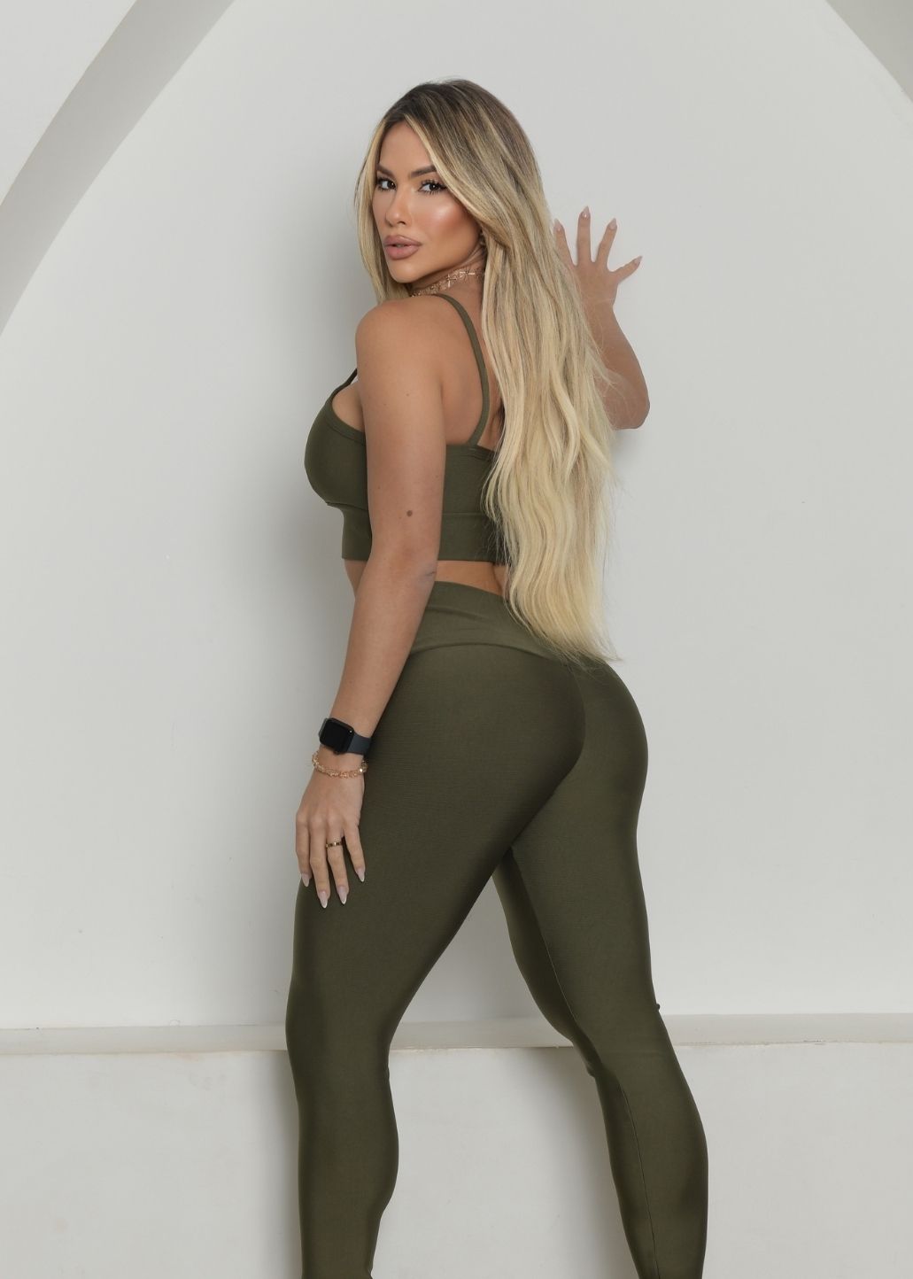 Conjunto Fitness Top e Legging Verde Musgo Zero Transparência