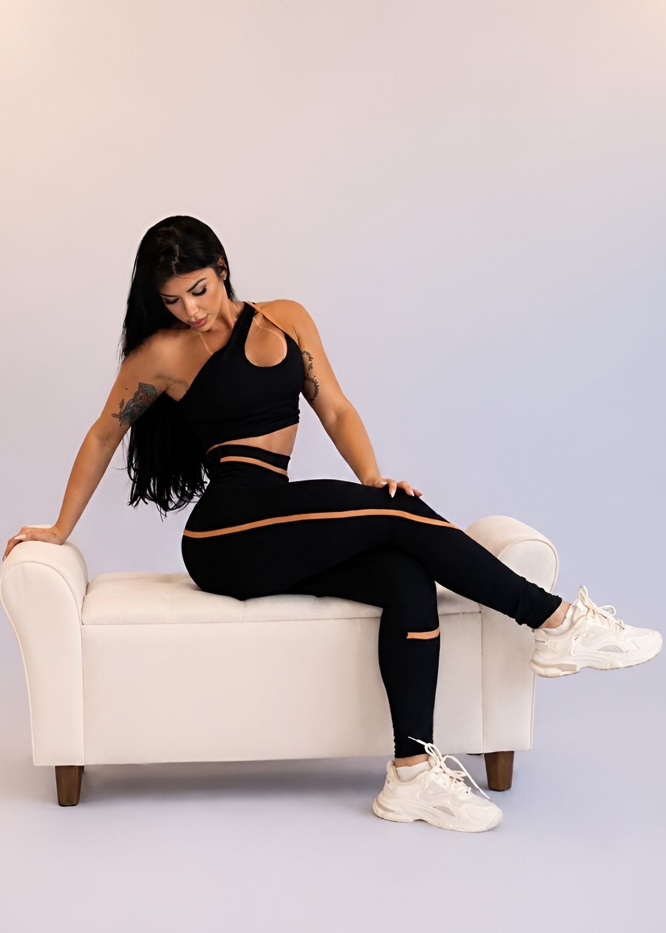 Conjunto Top Transverso e Legging Preto
