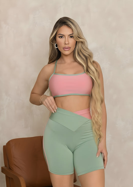 Conjunto Fitness Top Brenda Rosa Detalhe Verde Short Transverso Verde