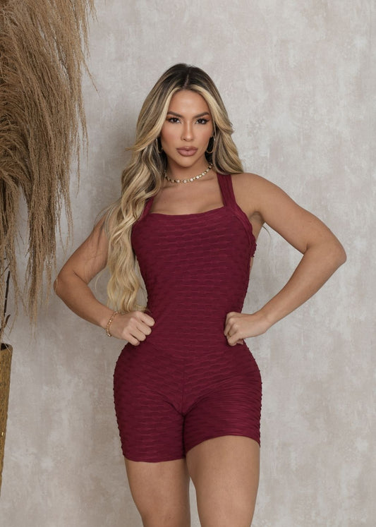 Macaquinho Fitness Pala Fechada  Brocado  Vinho