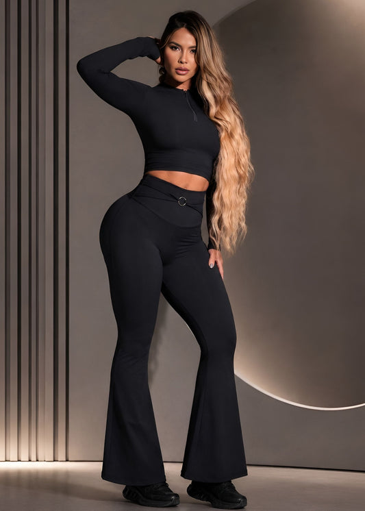 Conjunto Fitness Flare Preto com Cropped Manga Longa
