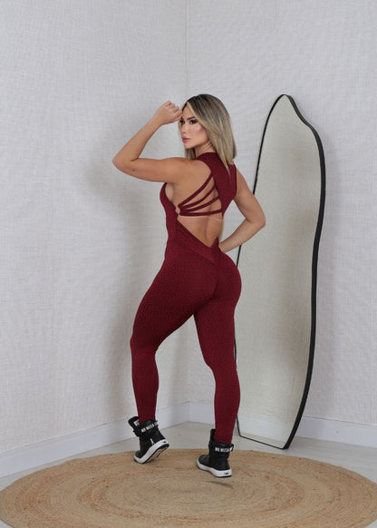 Macacão Fitness Meio Estrela Vinho Modela Bumbum