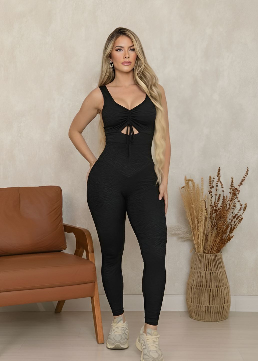 Macacão Fitness Katia  Zebra Preto C/ Modela Bumbum