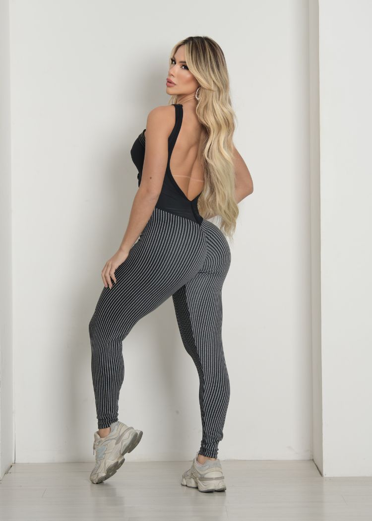 Macacão Fitness X Preto e Cinza Listras
