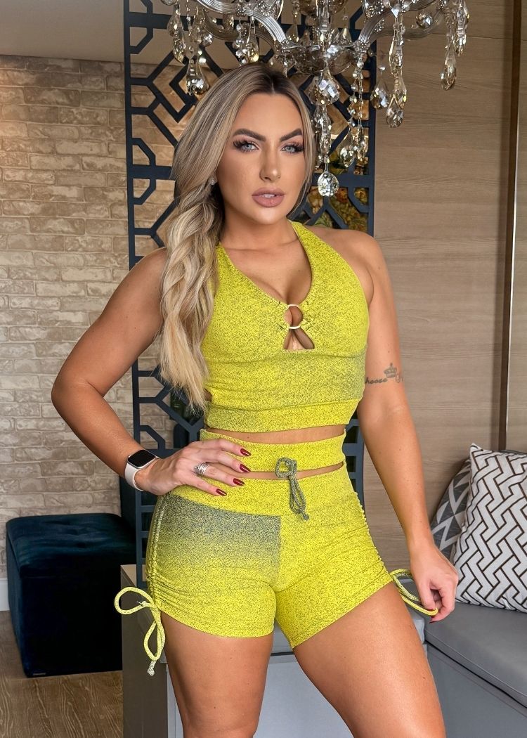 Conjunto Fitness Chapisco Amarelo e Verde com Laço Empina Bumbum