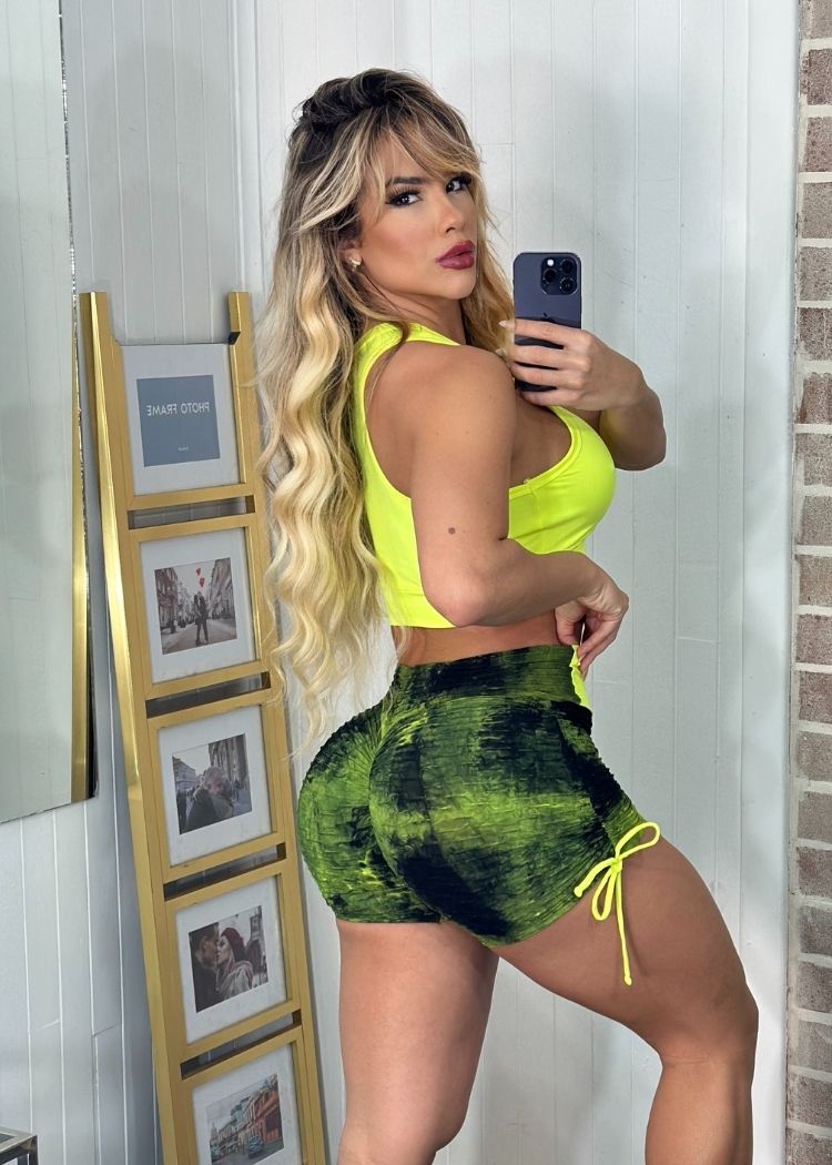 Conjunto Fitness Top Cropped Short Tie Dye com Regulagem