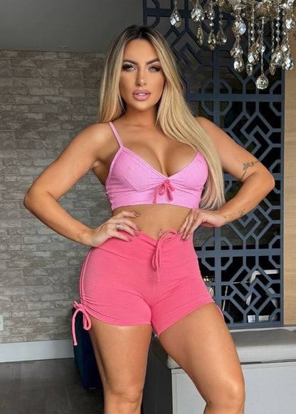 Conjunto Fitness Top Rosa Bebê com Bolinha e Short Goiaba