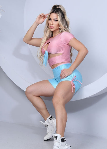 Conjunto Fitness Top Rosa com Laço Short Azul Claro