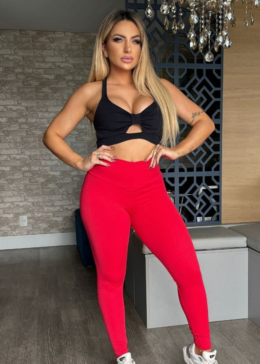 Conjunto Fitness Zigzag Top Preto com Decote Legging Vermelha
