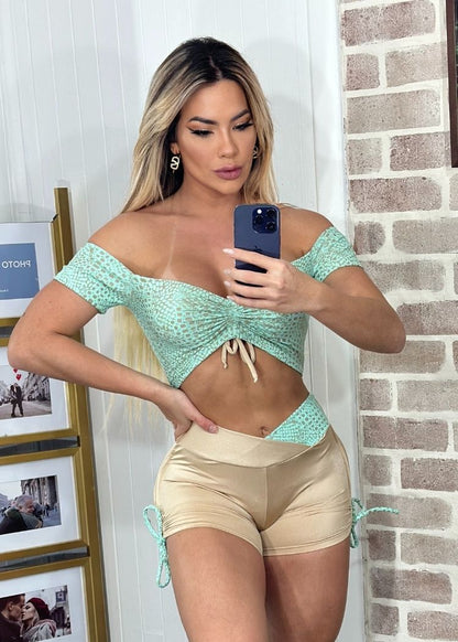 Conjunto Fitness Top Cobra Verde Água Short Dourado