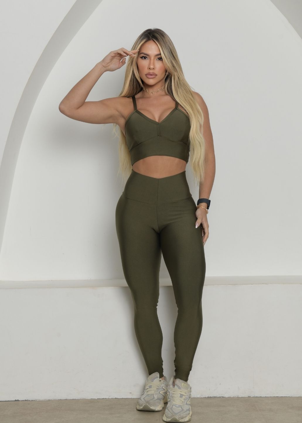 Conjunto Fitness Top e Legging Verde Musgo Zero Transparência