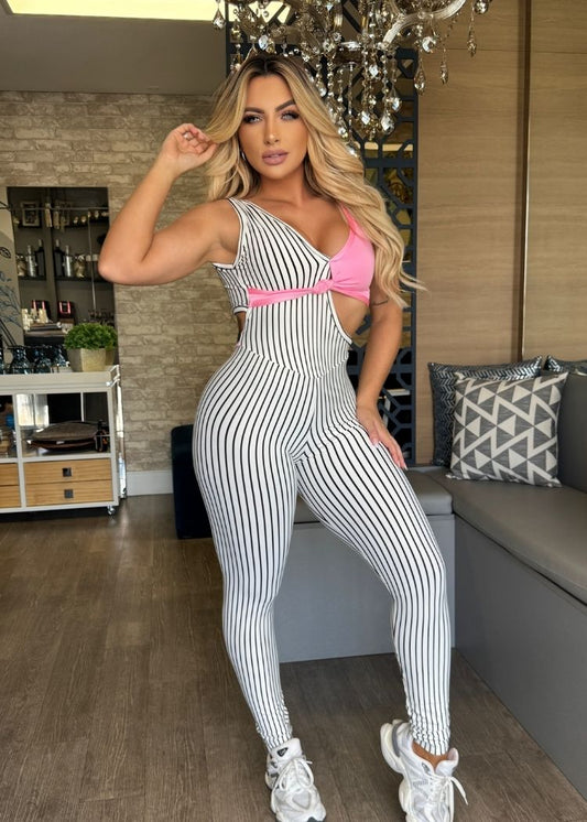 Macacão Fitness Listrado Branco e Rosa com Decote