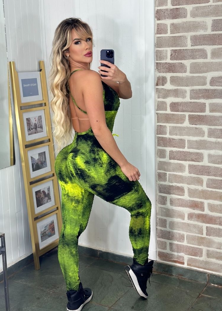 Macacão Fitness Tie Dye Verde Fluorescente Trançado