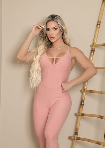 Macacão Fitness Viés Nude com Decote Empina Bumbum
