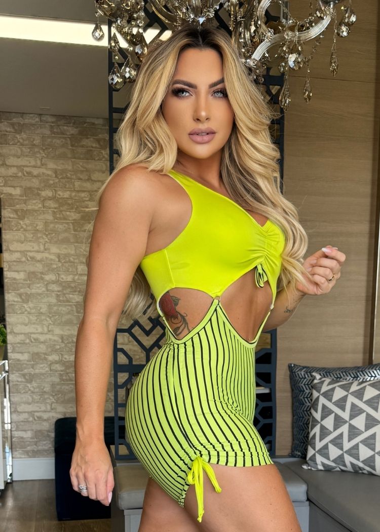Macaquinho Fitness Amarelo Listrado Aberto Empina Bumbum