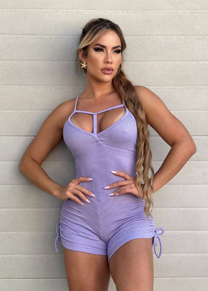 Macaquinho Fitness Lilás Top Decote Coração e Short com Regulagem